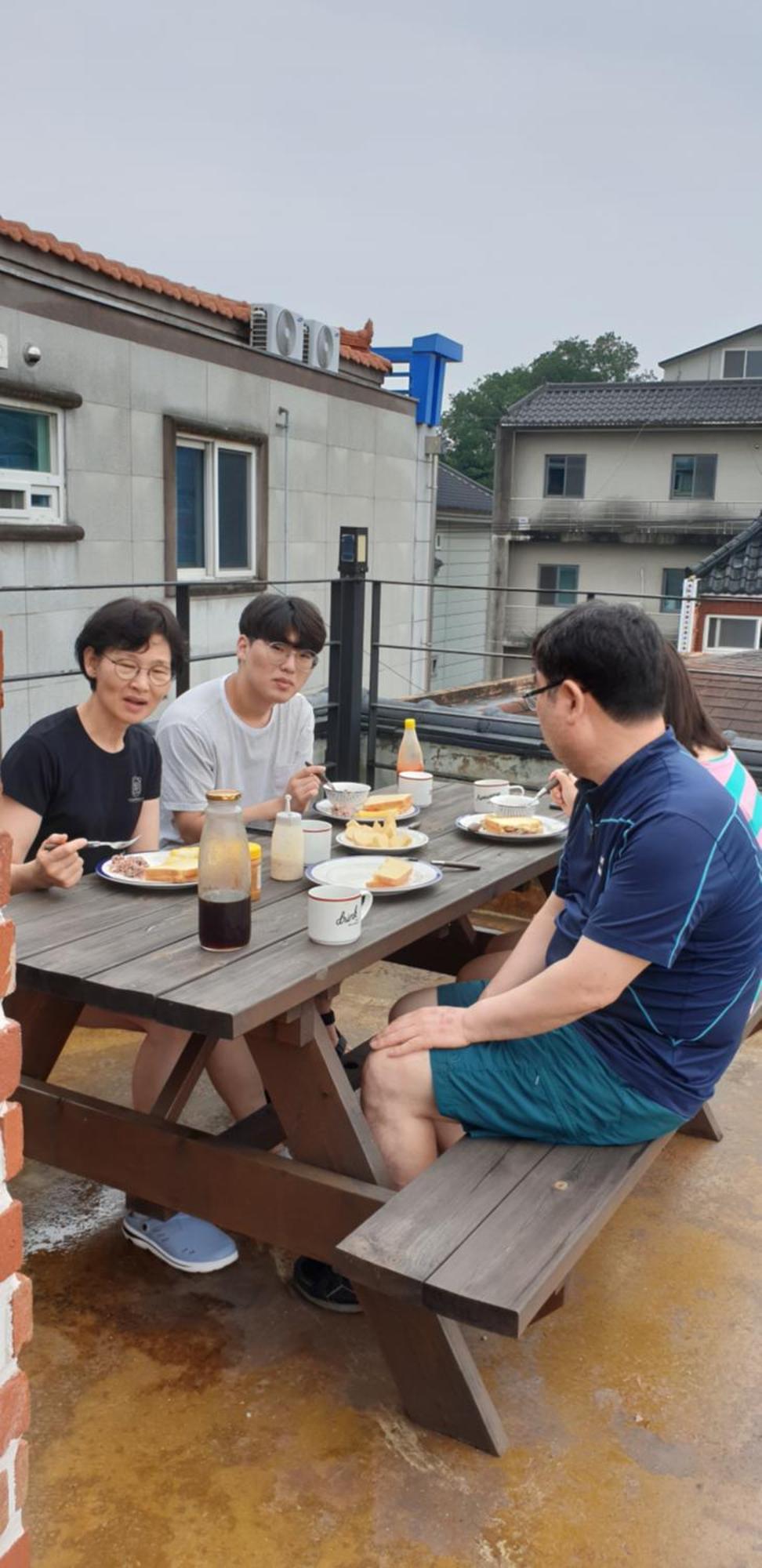 Son-Gil Guesthouse Jinju Exterior photo